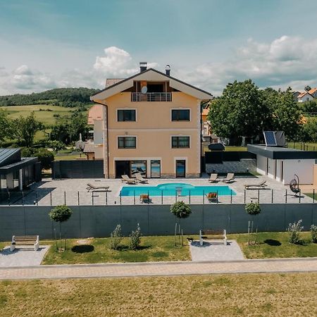 Villa Lamija Bihać 外观 照片