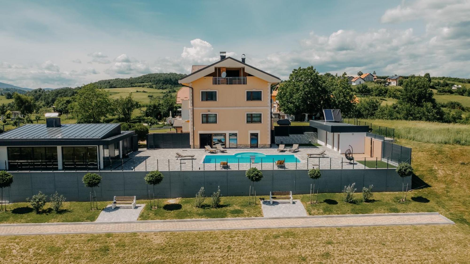 Villa Lamija Bihać 外观 照片