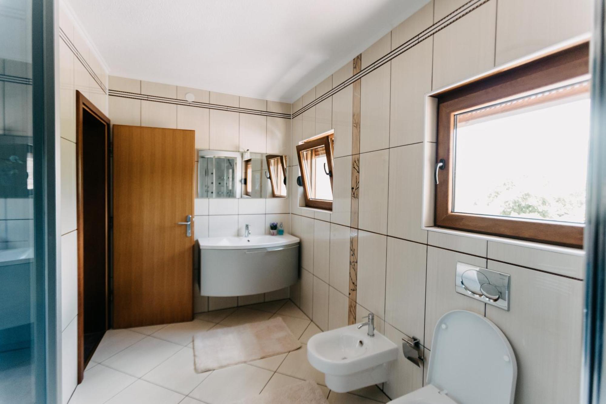 Villa Lamija Bihać 外观 照片